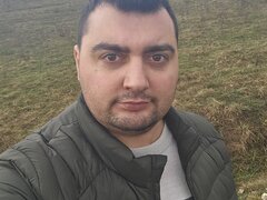 Buna, singur vreau relatie deschisa cu o femeie de lunga sau scurta durata